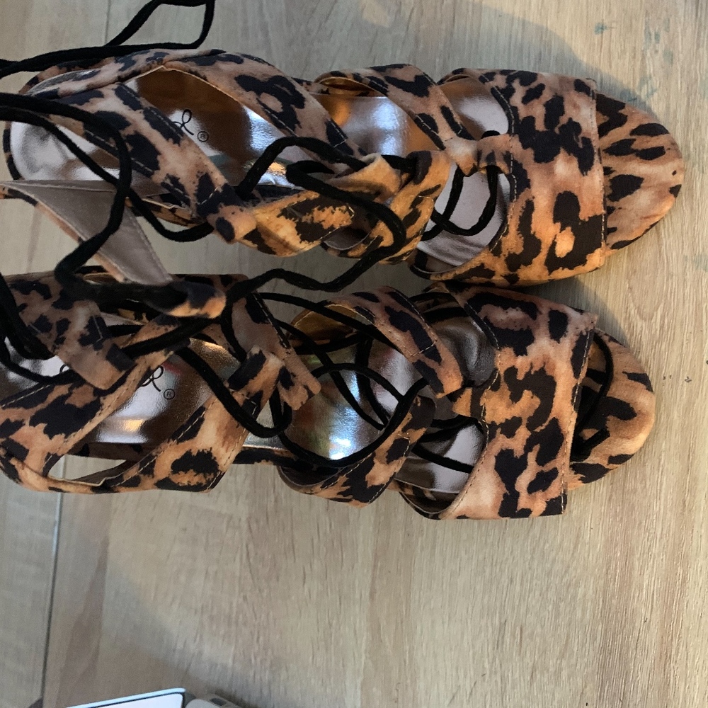 Qupid Heel Shoes Size 7.5